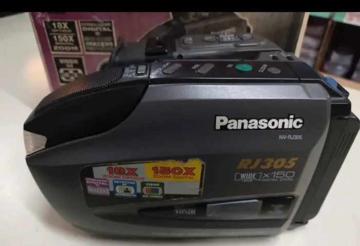 Câmera de vídeo Panasonic NV RJ305BR
