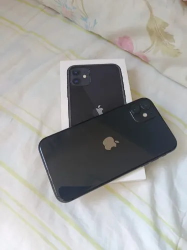 iPhone 11 Preto 64 GB - Excelente Estado