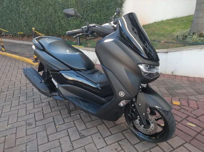 Yamaha NMax 160 Connect 2024 Preta