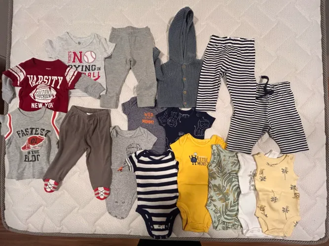 Lote 16 peças bebê RN menino maioria Carter?s 