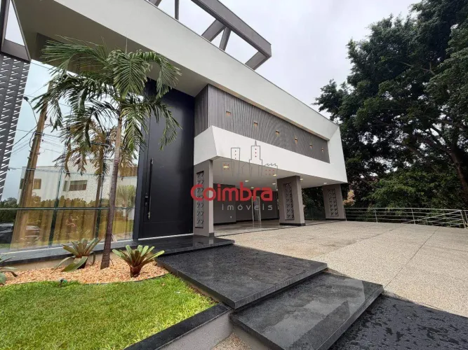 Casa de luxo no condomínio Retiro dos Lagos