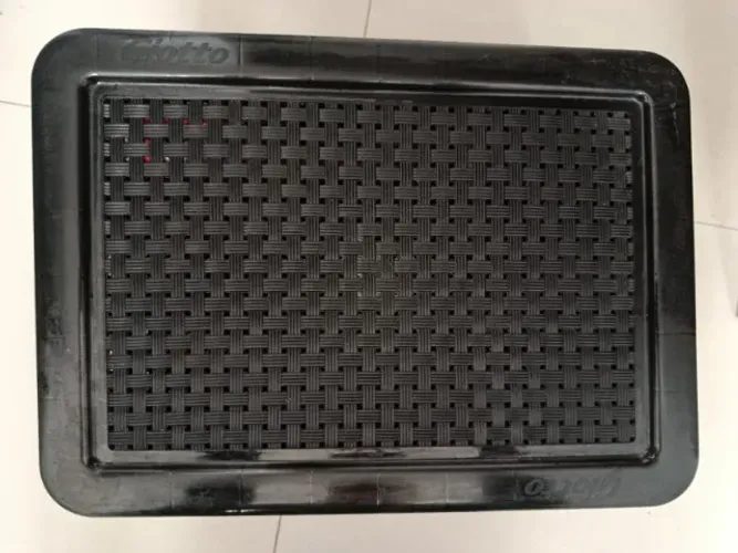 Kit com 02 cestas plásticas com tampa Pretas 32x21x15
