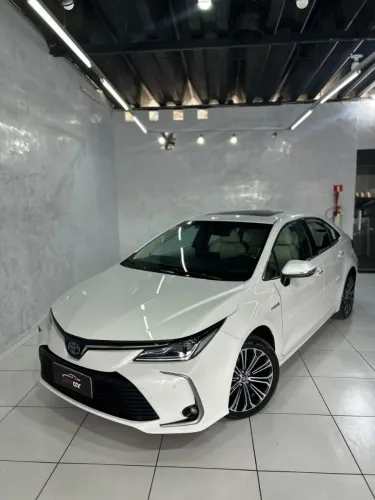 Toyota Corolla Altis Prem. Hybrid 1.8 Flex AUT 2023