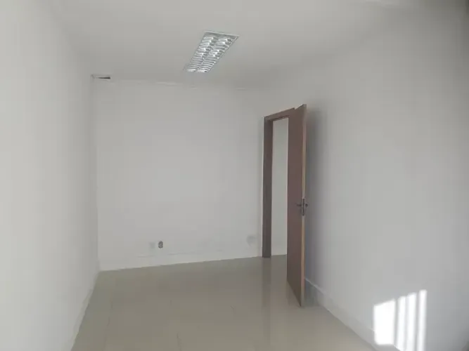 SALA PARA LOCAÇÃO NO CENTRO EMPRESARIAL DA SERRA