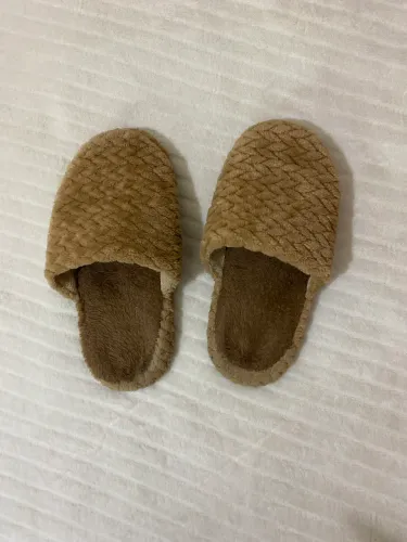 pantufas marrom, tamanho 35