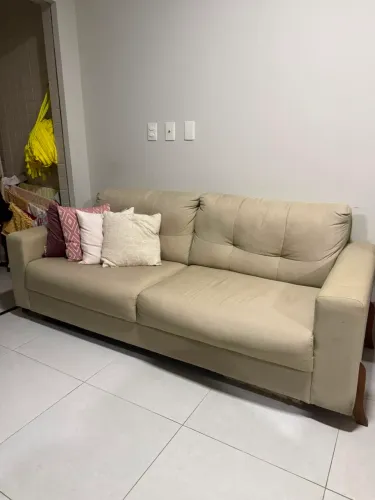 Sofá retrô de Linho Premium Bege