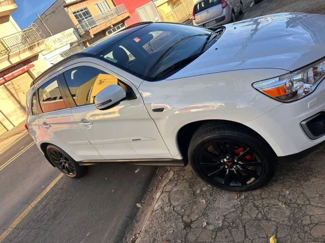 Mitsubishi ASX 2.0 16V 4X4 160cv Aut. 2014