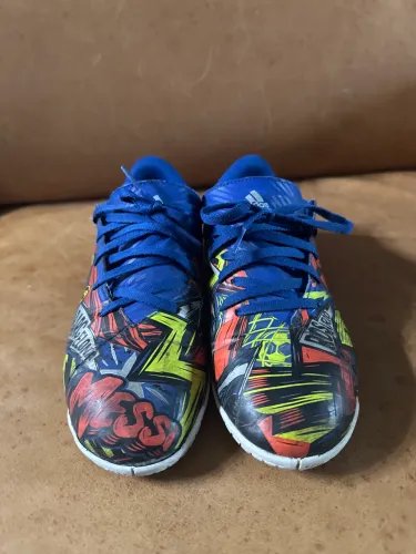 Chuteira Adidas Messi