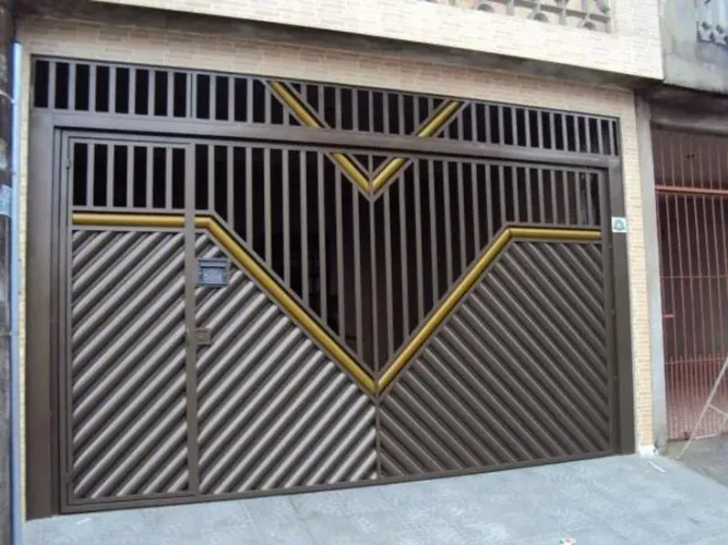 Pintura de portão e portas 