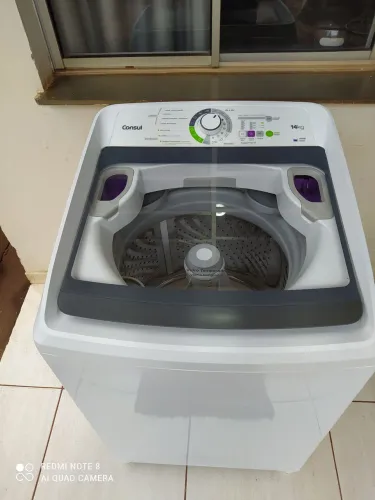 Vendo máquina Consul semi nova 14 kg 