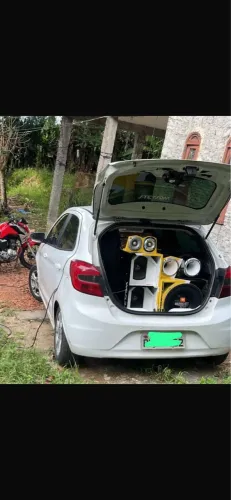 Som automotivo paredão 