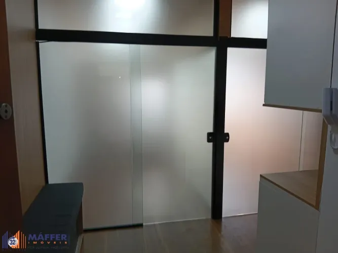 Vende-se cobertura comercial com Terraço Moinhos de Vento