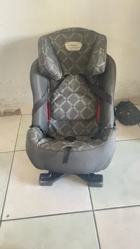 Cadeira para automóveis 