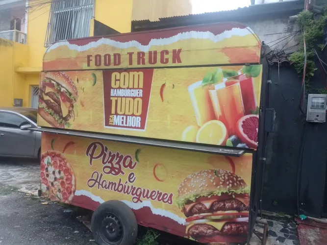 Food trailer 