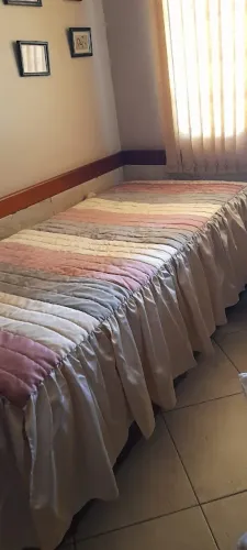 colcha de solteiro em metalassê