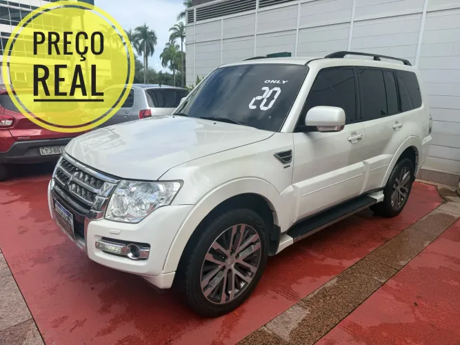 Mitsubishi Pajero HPE Full 3.2 4X4 T.i.dies. 5P AUT 2020