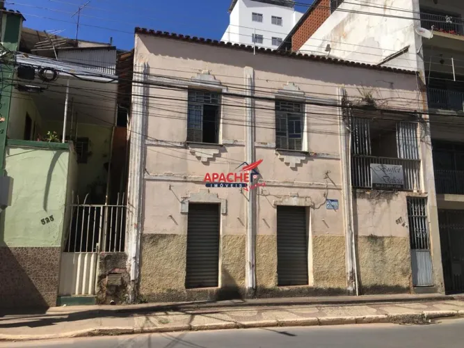 Lote 1300 m² - Centro