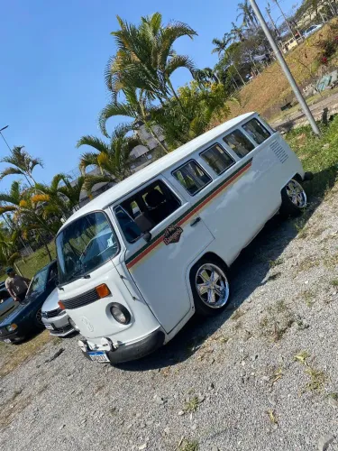 Volkswagen Kombi Standard/ Luxo/ Serie Prata 1994