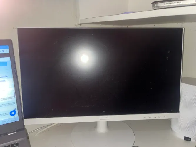 MONITOR PHILIPS BRANCO 21.5