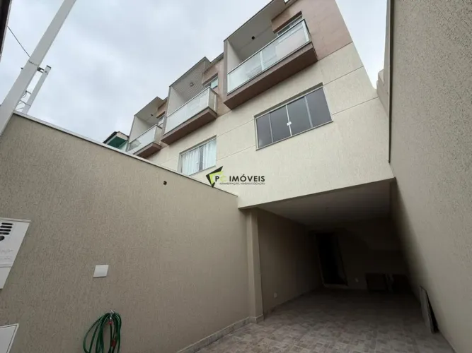Sobrados novos à venda na Vila Carolina  Bairro do Limão