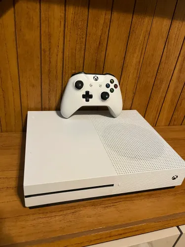 Xbox one s 1t GARANTIA 2meses