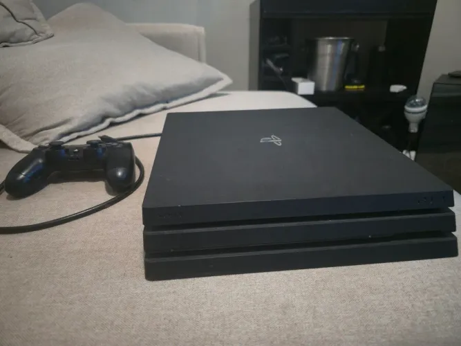 Ps4 Pro 01 Tera. Perfeito estado.