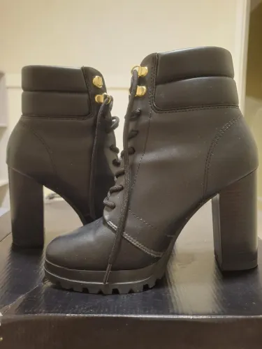 BOTA VIZZANO