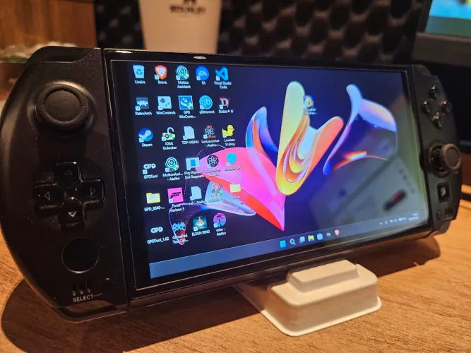 GPD Win 4 Ryzen 7 6800U 16gb Ram 512gb SSD