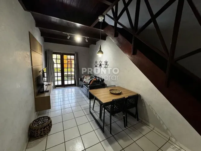 Casa de Condomínio com 5 quartos em Carneiros