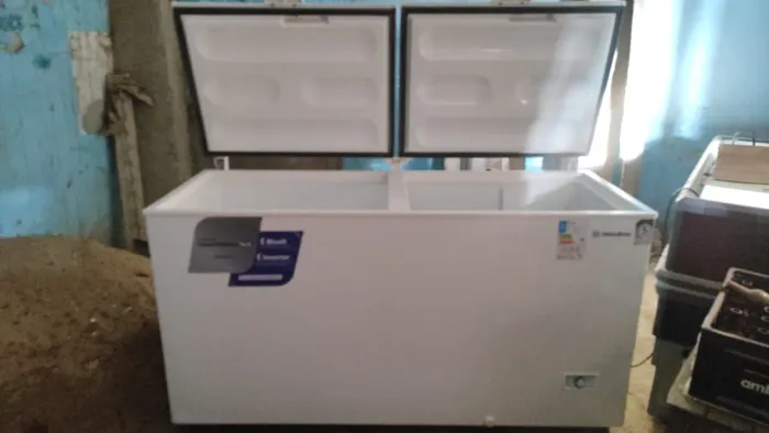 Freezer metalfrio 550 litros bivolt 
