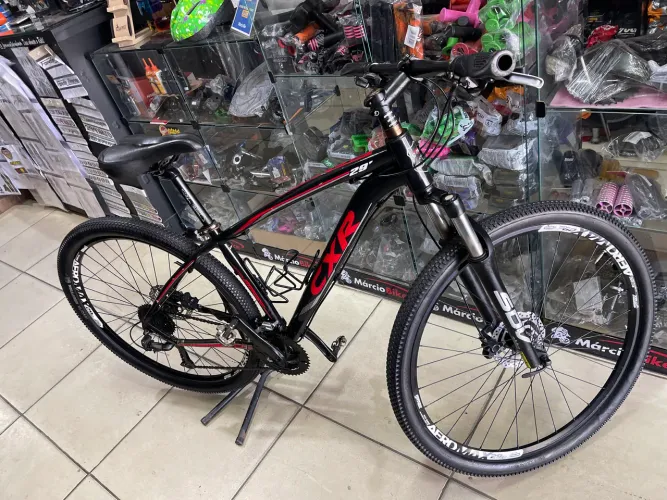 Bicicleta aro 29 cxr semi-nova!