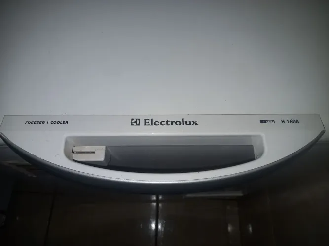 Vendo Freezer/Cooler Electrolux