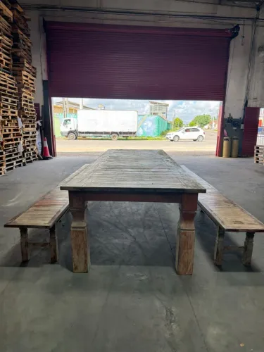 Mesa maciça madeira Angelim