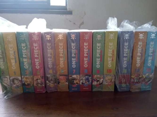 Mangas One Piece 3 em 1. Volume 1 ao 13