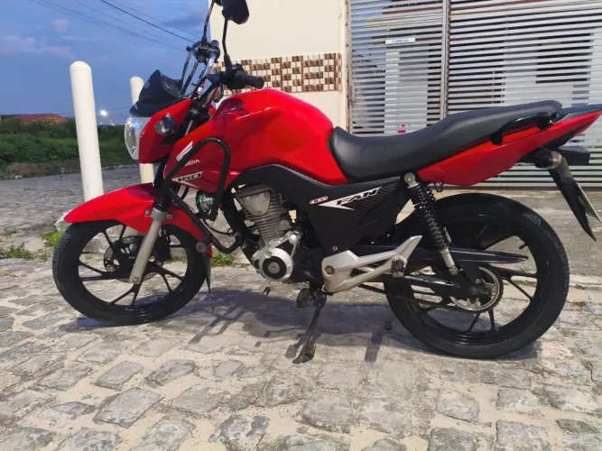 Vende-se fan 160c moto extra