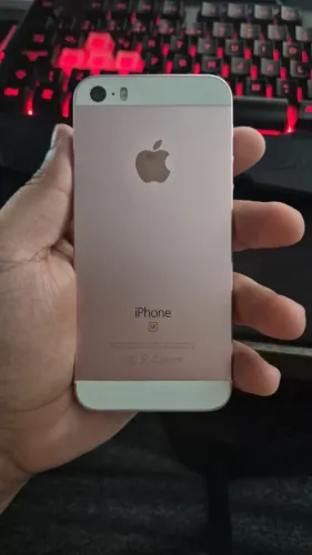 iPhone SE (1ª Ger) Rosa 32GB na Caixa - iCloud Livre