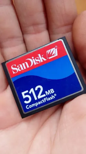 Compact Flash SanDisk 512MB/oportunidade