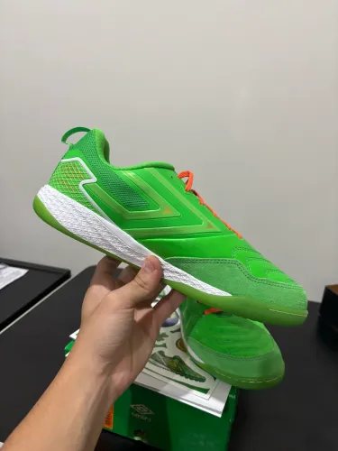 Umbro Pro 5 Bump St. Patricks Day