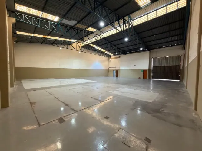 GALPÃO 700M² PARA LOCAÇÃO EM NOVA ODESSA