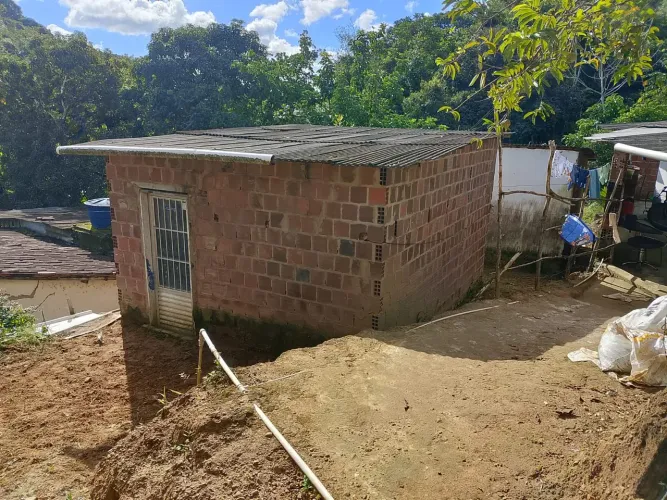 Vendo casa em bola na rede