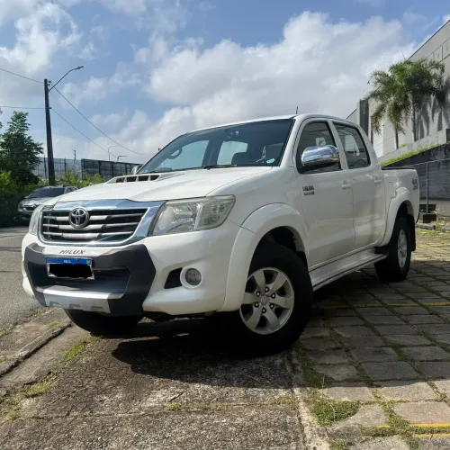 Toyota Hilux CD SRV D4-d 4X4 3.0 TDI Diesel AUT 2013
