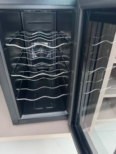Adega Vinhos 8 Garrafas Philco