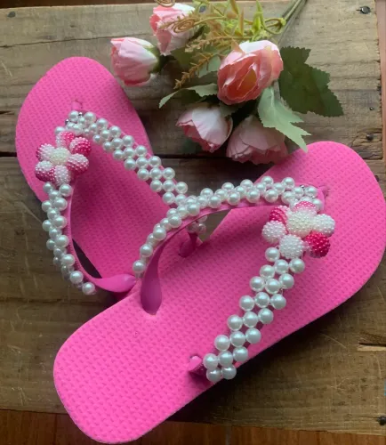 Chinelo Feminino Decorado com Perolas Confortavel Elegante Tamanho 37