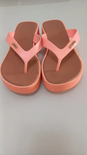 Chinelo plataforma Arezzo N° 37