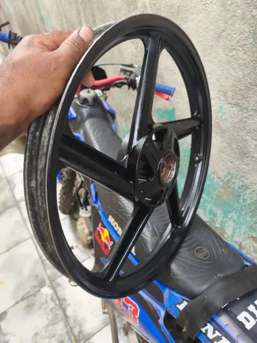 Roda dianteira da Titan ,fan 