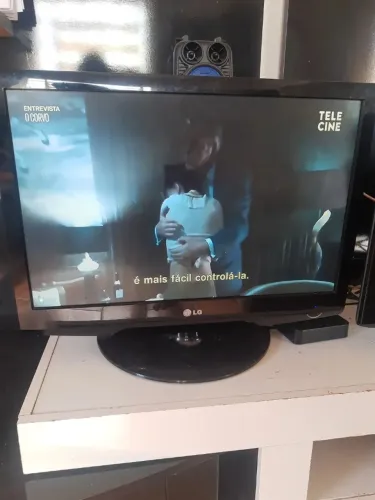 Monitor tv lg 22lg30r 22 polegadas fullhd HDMI precisa conversor