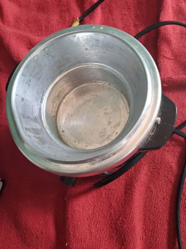 Aquecedor Proficional de Cera e Bomba pra encher pneu