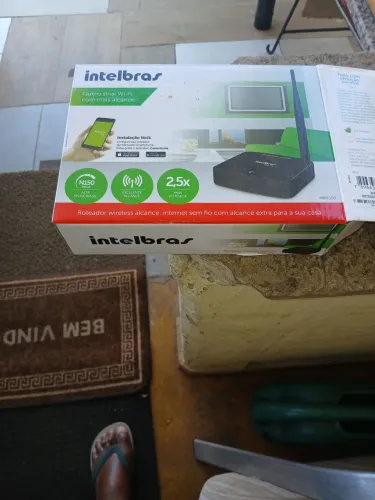 Aparelho de Wi-Fi antigo. 