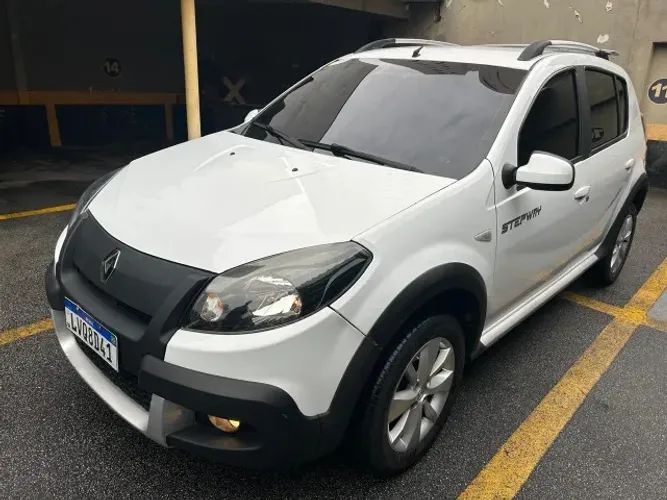 Renault Sandero Stepway Hi-power 1.6 8V 5P 2014