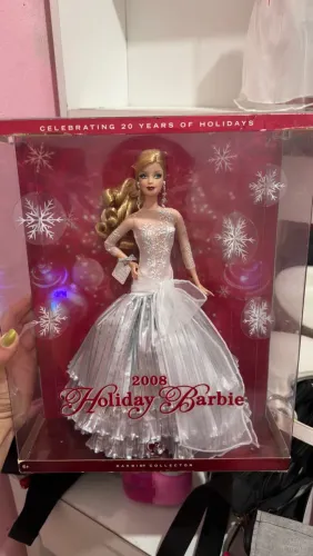 Boneca Barbie Holiday 2008 lacrada